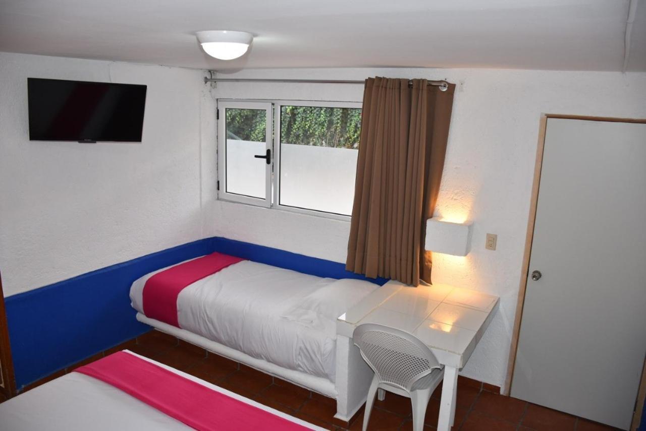 Hotel Pachuca Inn Екстер'єр фото
