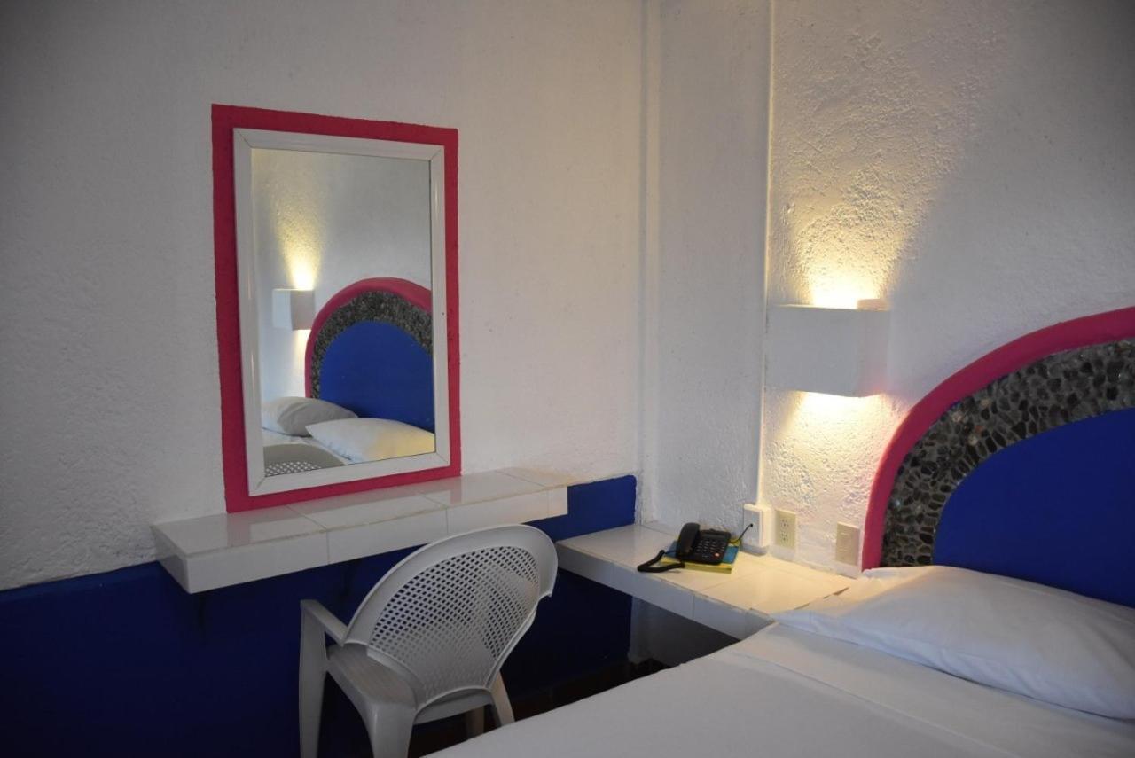 Hotel Pachuca Inn Екстер'єр фото